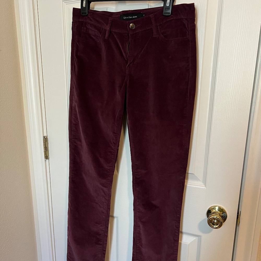 Womens Calvin Klein Stretch Corduroy Straight Leg Pants in Maroon Size 8x32